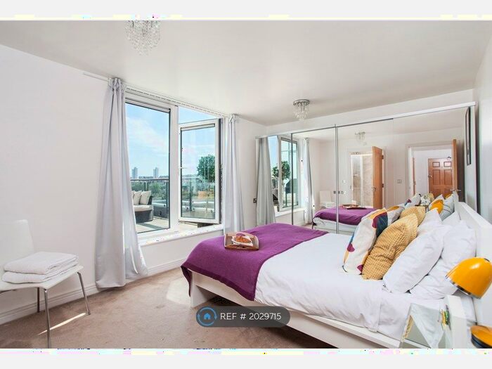 2 Bedroom Flat To Rent In Erebus Drive, London, SE28