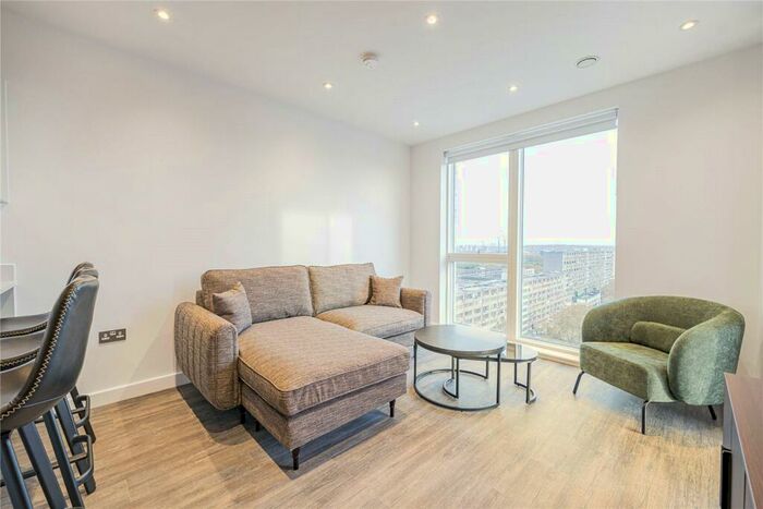 1 Bedroom Apartment To Rent In Thurlow Street, London, SE17