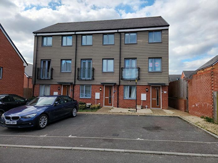 4 Bedroom End Of Terrace House To Rent In Allington Way, Swanley, BR8