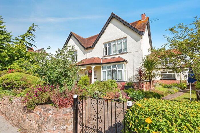 1 Bedroom Flat For Sale In King Edward Road, Minehead, TA24