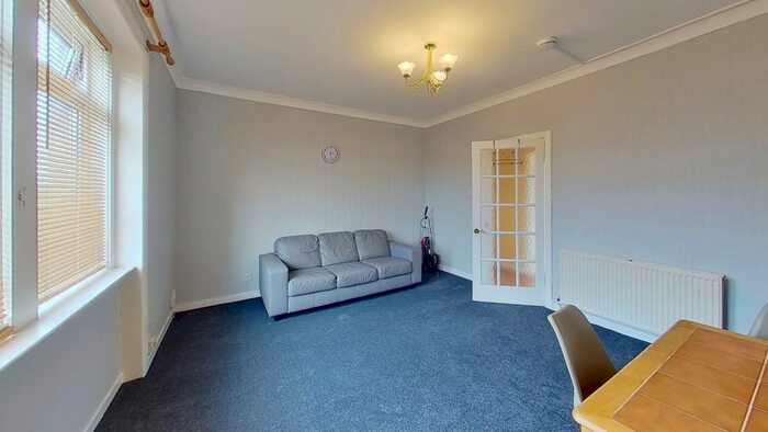2 Bedroom Flat To Rent In Northfield Farm Road, Edinburgh, EH8