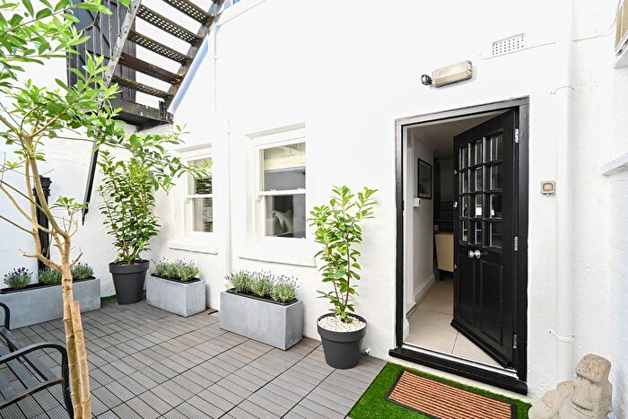 1 Bedroom Flat To Rent In Arundel Place, Brighton, BN2