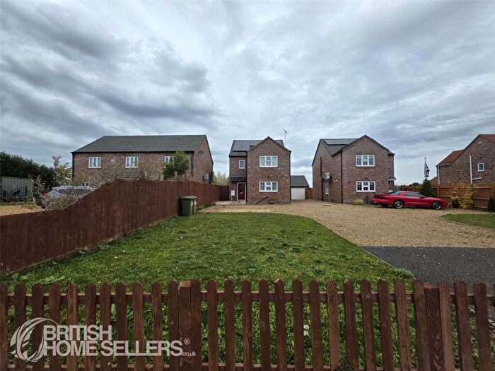 3 Bedroom Detached House For Sale In Mill Road, Murrow, Wisbech, Cambridgeshire, PE13