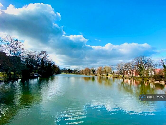 2 Bedroom Flat To Rent In Langley House, Arborfield Green, Reading, RG2