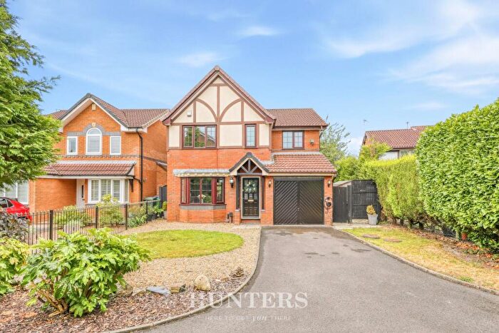 4 Bedroom Detached House For Sale In Silverton Grove, Silver Birch, Middleton, M24