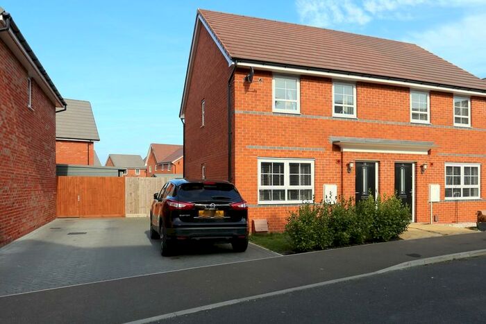 3 Bedroom Semi-Detached House To Rent In Smock Mill Road, Felixstowe, IP11