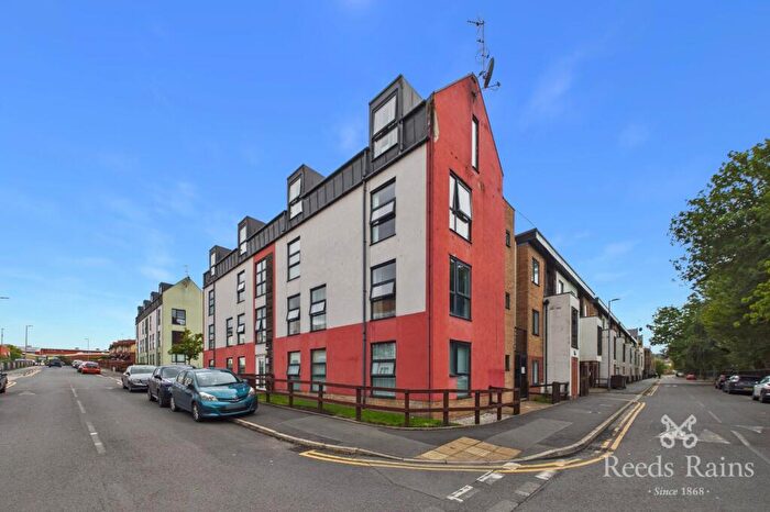 2 Bedroom Apartment For Sale In West Craven Street, Salford, M5
