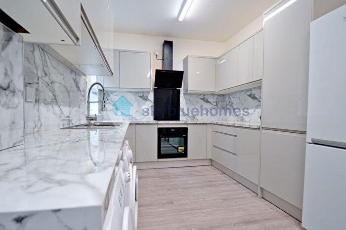 6 Bedroom Terraced House To Rent In Evington Road, Leicester, LE2