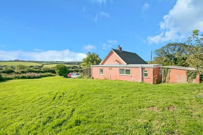 3 Bedroom Bungalow For Sale In Roseworthy, Camborne, Cornwall TR14
