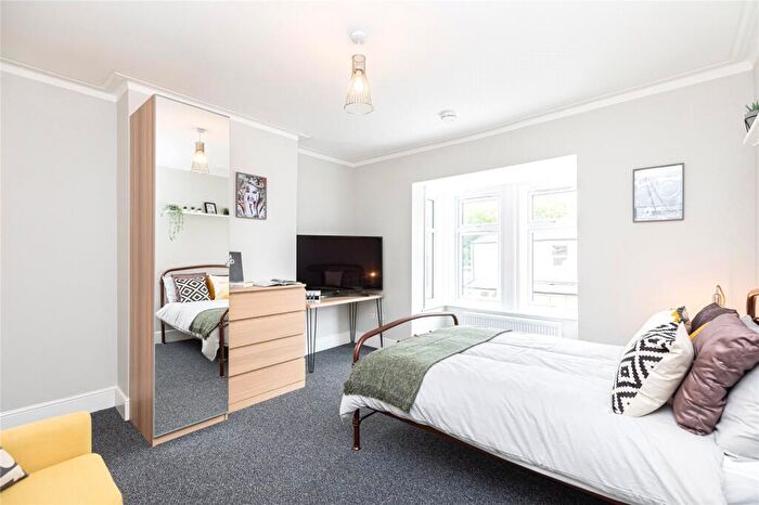 1 Bedroom Flat To Rent In Morris Road, Southampton, Hampshire, SO15