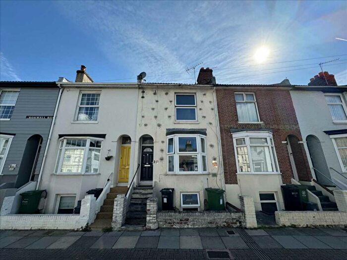 4 Bedroom Terraced House To Rent In Cromwell Road, Southsea, Southsea, PO4