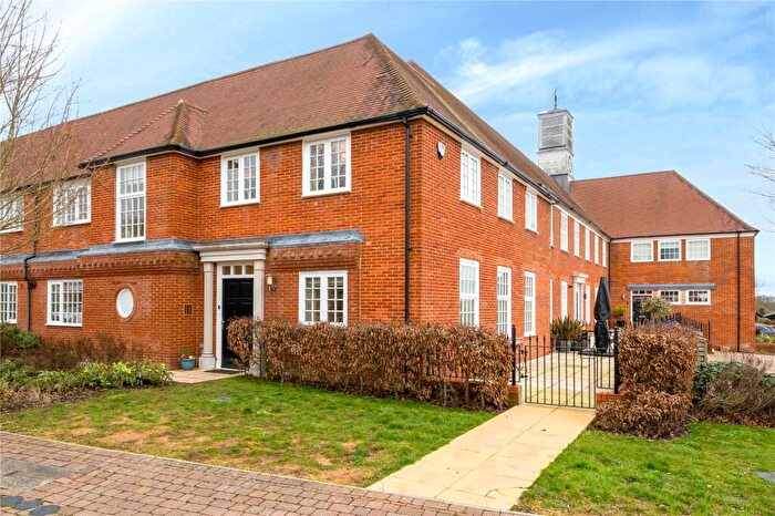 4 Bedroom Terraced House For Sale In Burnham Square, Upper Froyle, Alton, Hampshire, GU34