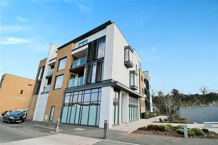 2 Bedroom Flat To Rent In Severn Quay, Chepstow, NP16