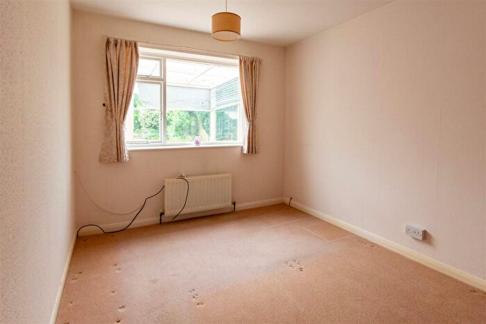 2 Bedroom Detached Bungalow For Sale In Rowan Drive, Keyworth, NG12