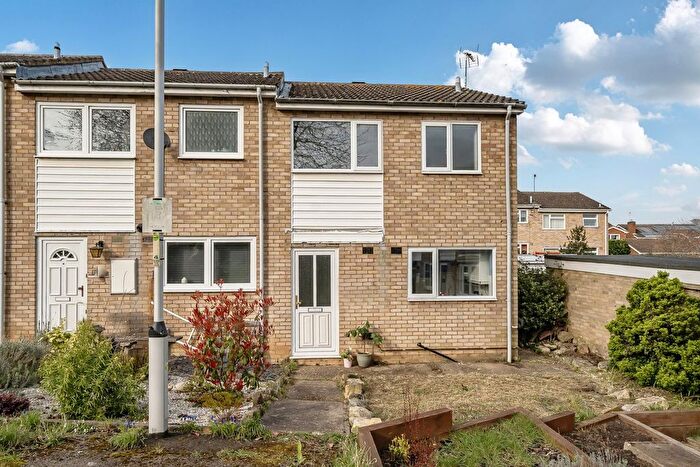 2 Bedroom Terraced House For Sale In Finch Walk, Flitwick, MK45