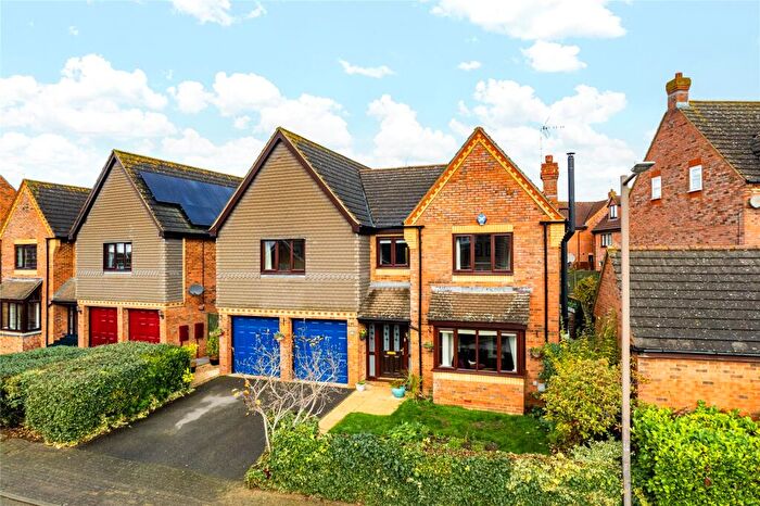 5 Bedroom Detached House For Sale In Garthwaite Crescent, Shenley Brook End, Milton Keynes, Buckinghamshire, MK5