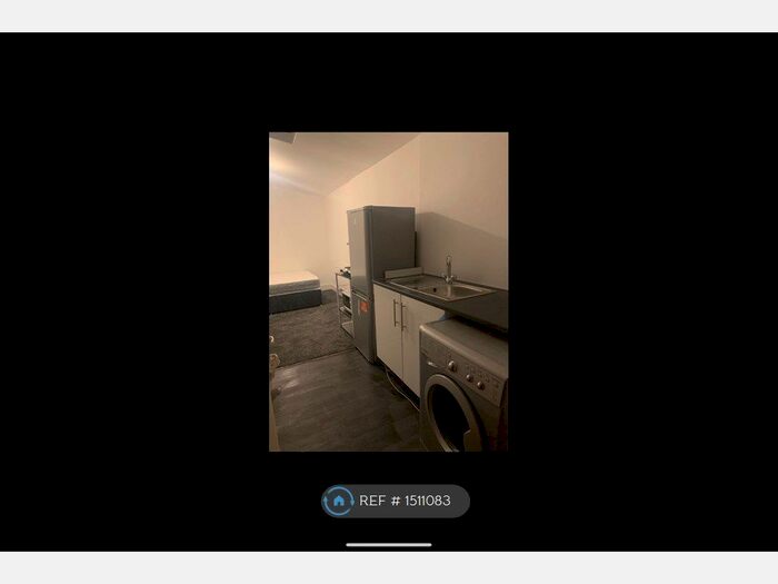 Studio To Rent In Saxon Road, Luton, LU3