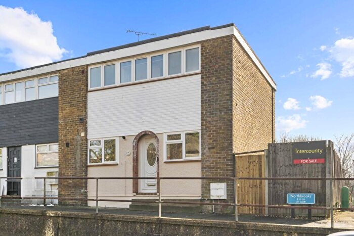 2 Bedroom End Of Terrace House For Sale In Northbrooks, Harlow, Essex, CM19