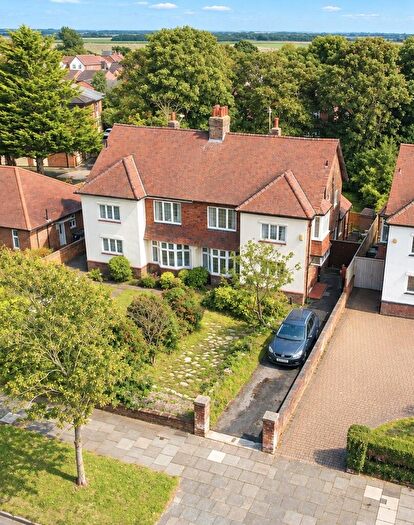 3 Bedroom Semi-Detached House For Sale In Liverpool Road, Birkdale, Sefton, PR8