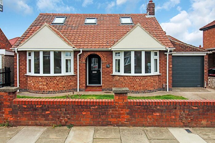 3 Bedroom Detached Bungalow To Rent In Almsford Drive, York, North Yorkshire, YO26