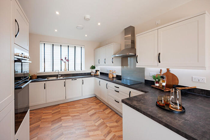 4 Bedroom Detached House For Sale In Chesterfield Road, Brimington, Chesterfield, S43