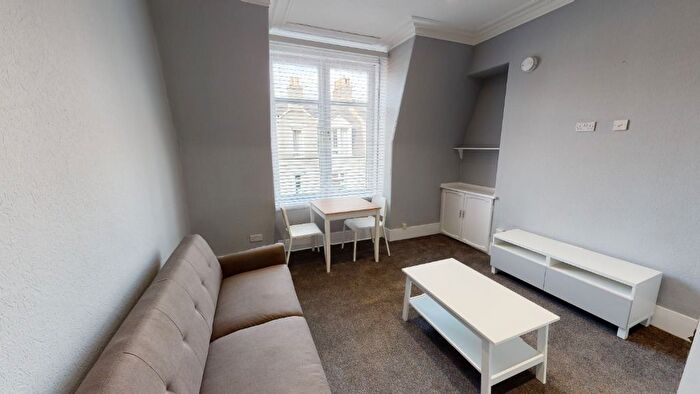 1 Bedroom Flat To Rent In Elmbank Road, Old Aberdeen, Aberdeen, AB24