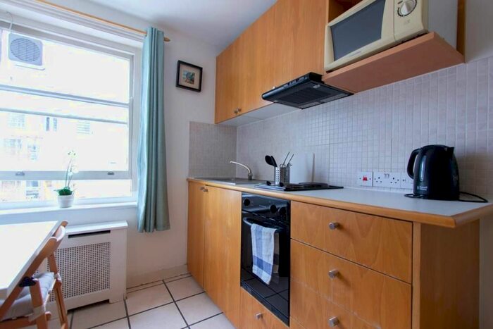 Studio To Rent In Penywern Road, Earls Court, London, SW5