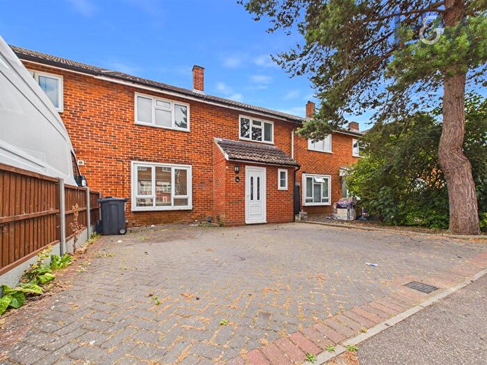 3 Bedroom Terraced House For Sale In Lygrave, Stevenage, SG2