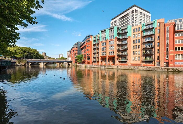 1 Bedroom Flat For Sale In Redcliff Street, Bristol, BS1