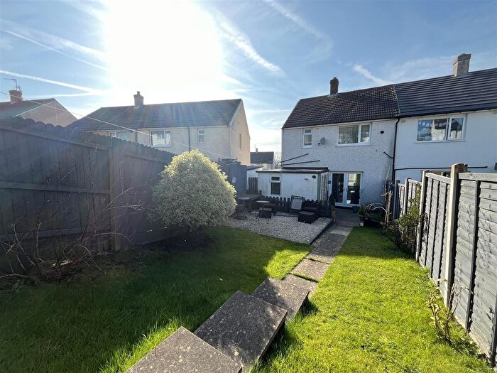 3 Bedroom Semi Detached House For Sale In St. Marys Crescent, Wyke, Bradford, BD12