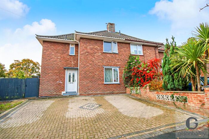 3 Bedroom Semi-Detached House For Sale In Sandy Lane, Norwich, NR1