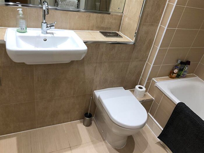 2 Bedroom Apartment For Sale In The Ropewalk, Nottingham, NG1