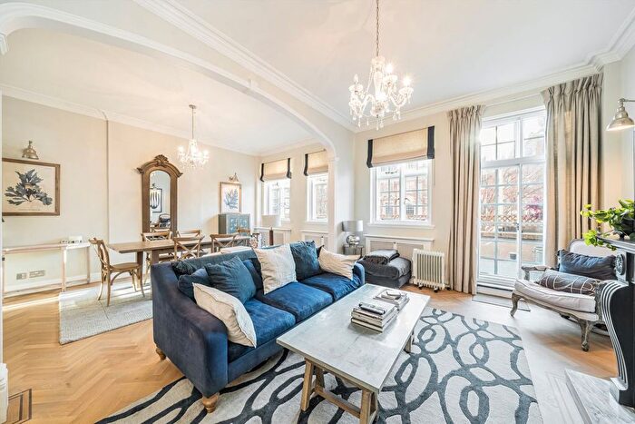 4 Bedroom Flat To Rent In Kensington High Street, London, W8