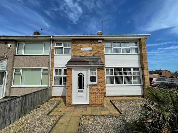 3 Bedroom End Of Terrace House To Rent In Tenby Walk, Throston Grange, Hartlepool, TS26