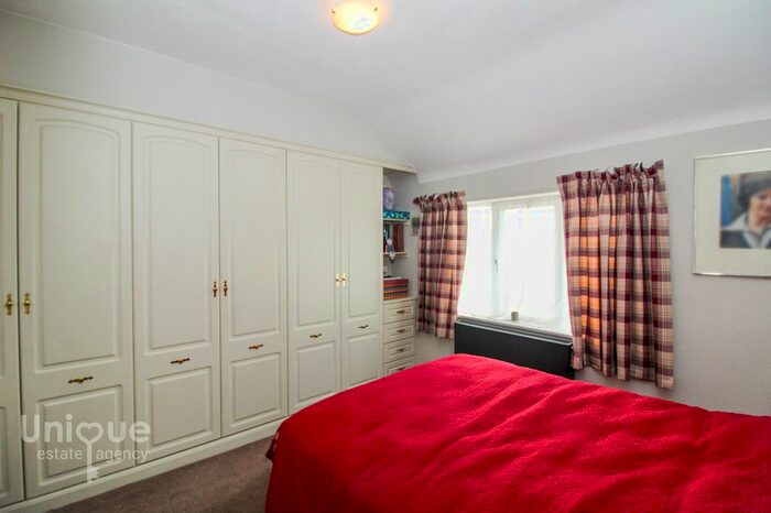 3 Bedroom Semi-Detached House For Sale In Lime Grove, Lytham St. Annes, Lancashire, FY8