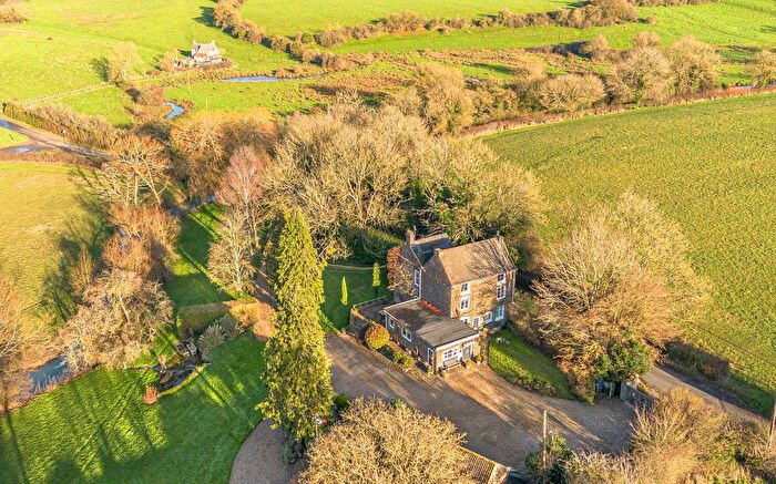 4 Bedroom Detached House For Sale In Brokenborough, Malmesbury, SN16