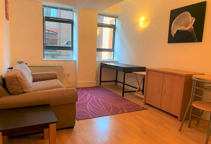 1 Bedroom Flat To Rent In Stonebridge House, Cobourg Street, Manchester, M1