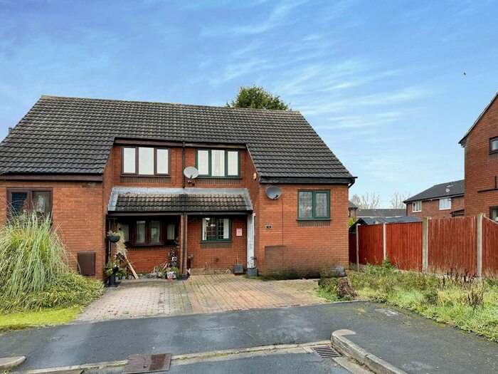 3 Bedroom Semi-Detached House To Rent In Windy Bank Avenue, Warrington, WA3