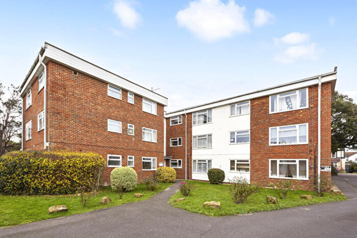 2 Bedroom Flat For Sale In Seaview Court, Rowlands Road, Worthing, BN11