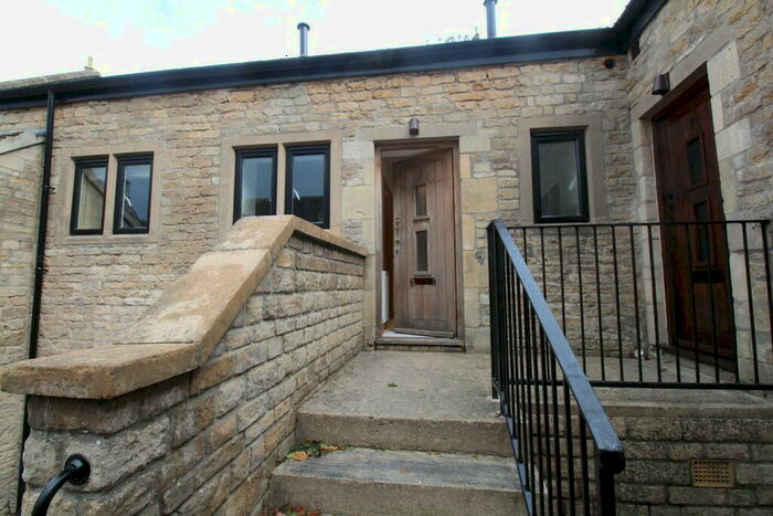 1 Bedroom Apartment To Rent In St. Michaels Court, Melksham, SN12