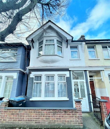 3 Bedroom Terraced House To Rent In Winchester Road, Edmonton, N9