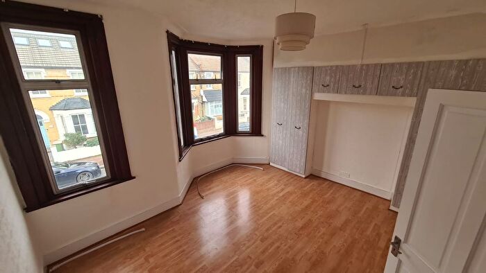 3 Bedroom Terraced House To Rent In Lichfield Road, London, E6