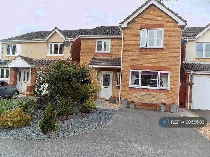 4 Bedroom Detached House To Rent In Maes Dewi Pritchard, Brackla, Bridgend, CF31