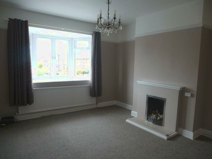 3 Bedroom Flat To Rent In West Road, Bury St. Edmunds, IP33