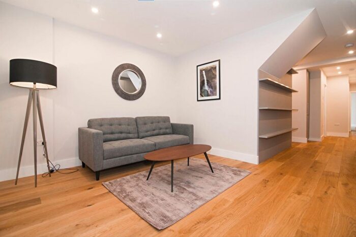 2 Bedroom Terraced House To Rent In Railway Side, Barnes, SW13