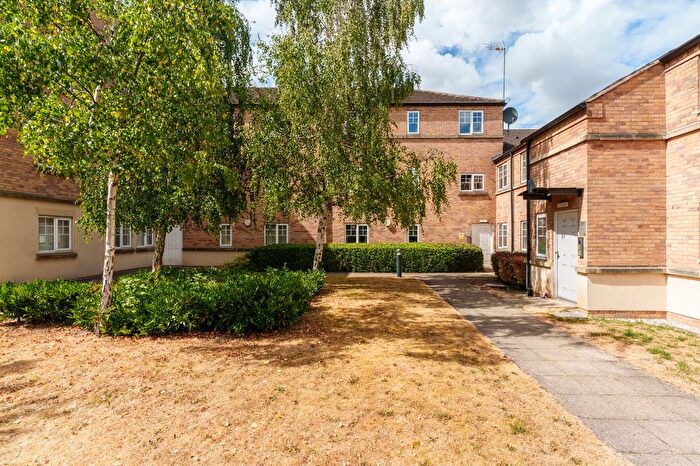 2 Bedroom Flat To Rent In Birch Close, Huntington, YO31