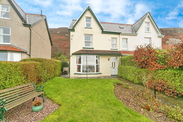 4 Bedroom Semi-Detached House For Sale In Conwy Old Road, Dwygyfylchi, LL34