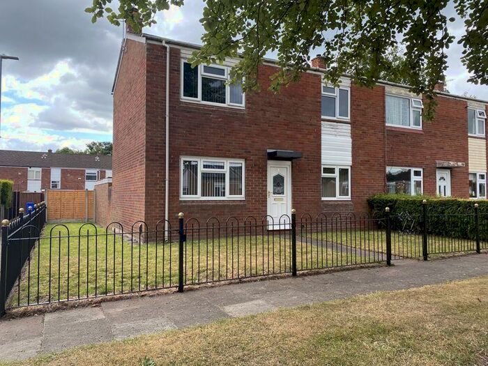 2 Bedroom Terraced House To Rent In Dryburg Walk, Stoke-On-Trent, ST2