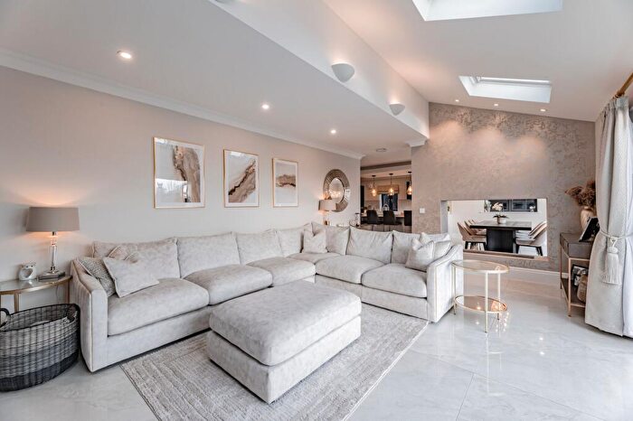 4 Bedroom Detached House For Sale In Station Road, Little Hoole, PR4