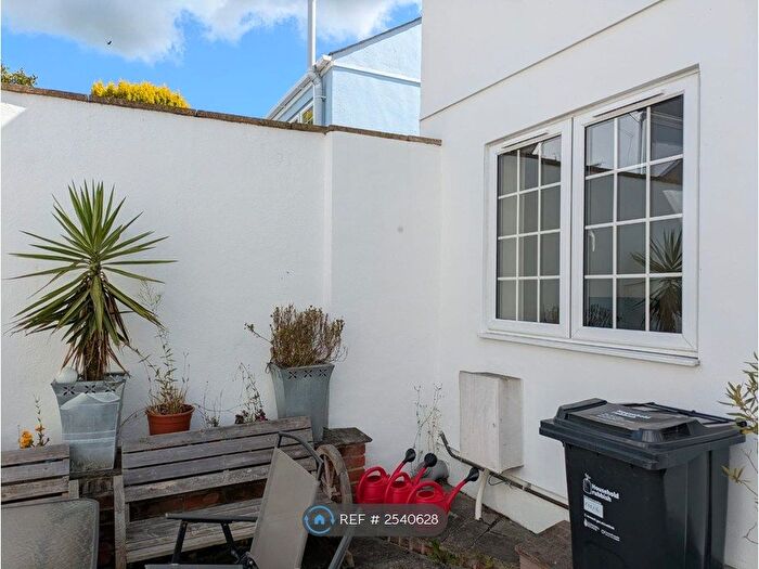 2 Bedroom End Of Terrace House To Rent In Coachmakers Mews, Callington, PL17